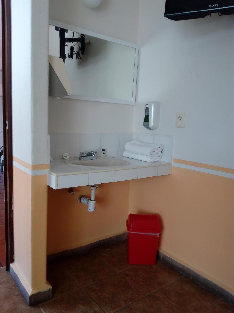 Hostal De La Niebla Xalapa Exterior foto